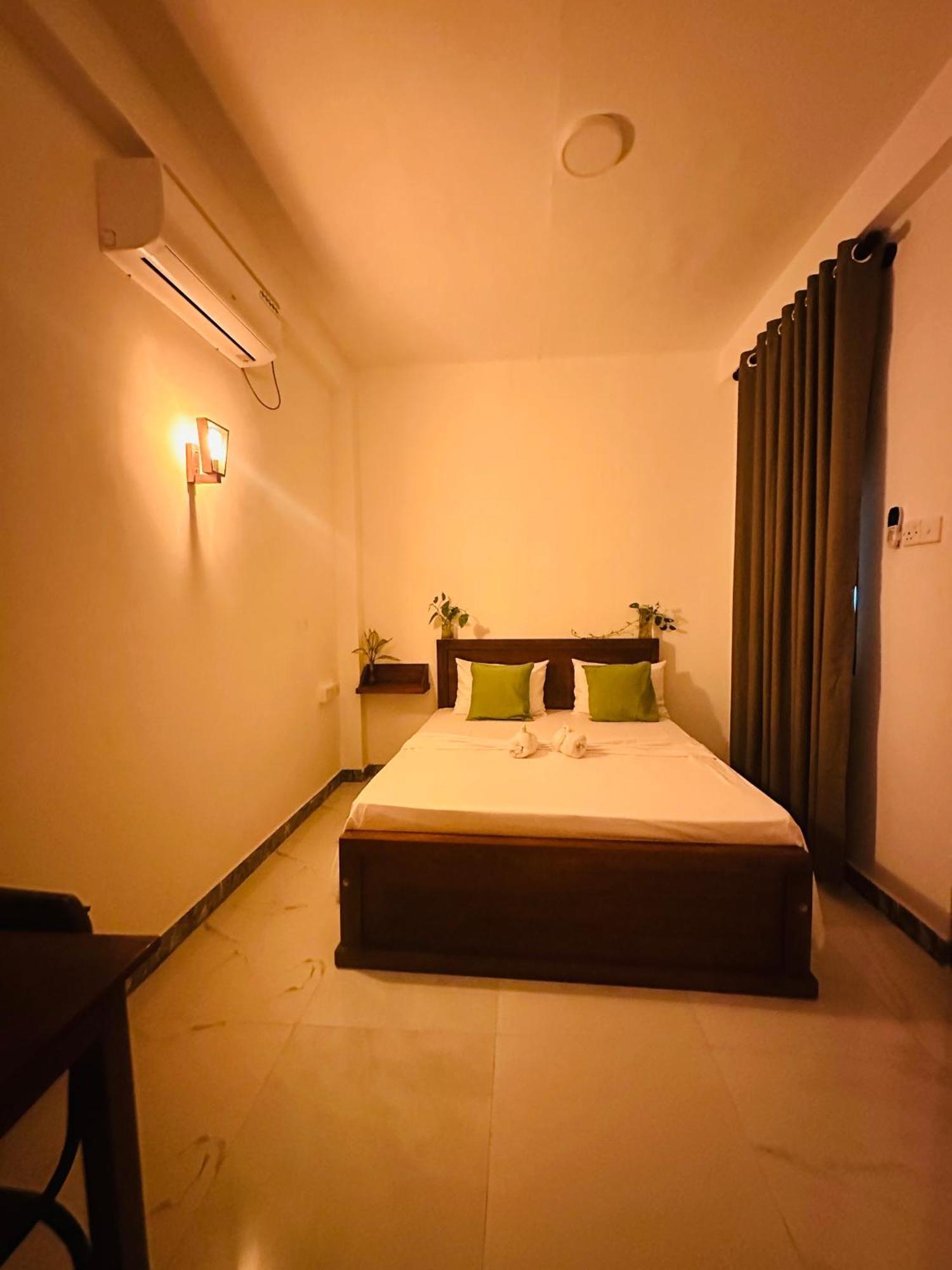 Jaya Villa - Near Airport Негомбо Экстерьер фото