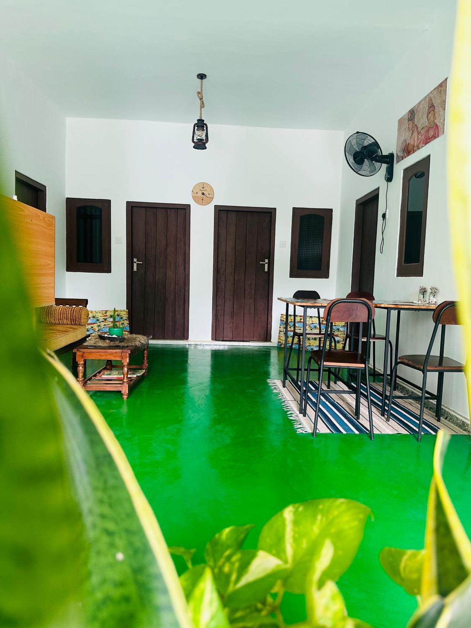 Jaya Villa - Near Airport Негомбо Экстерьер фото
