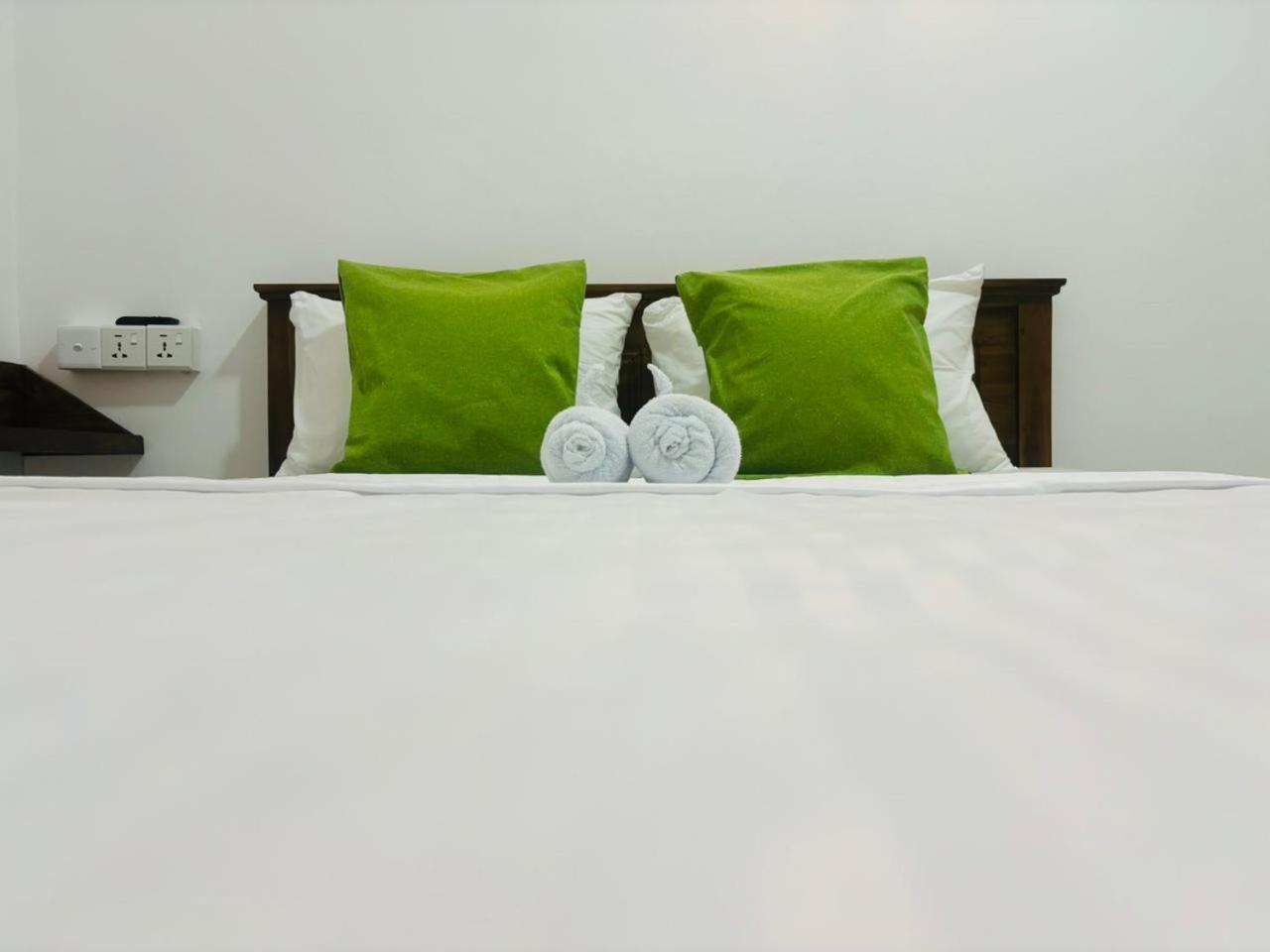 Jaya Villa - Near Airport Негомбо Экстерьер фото