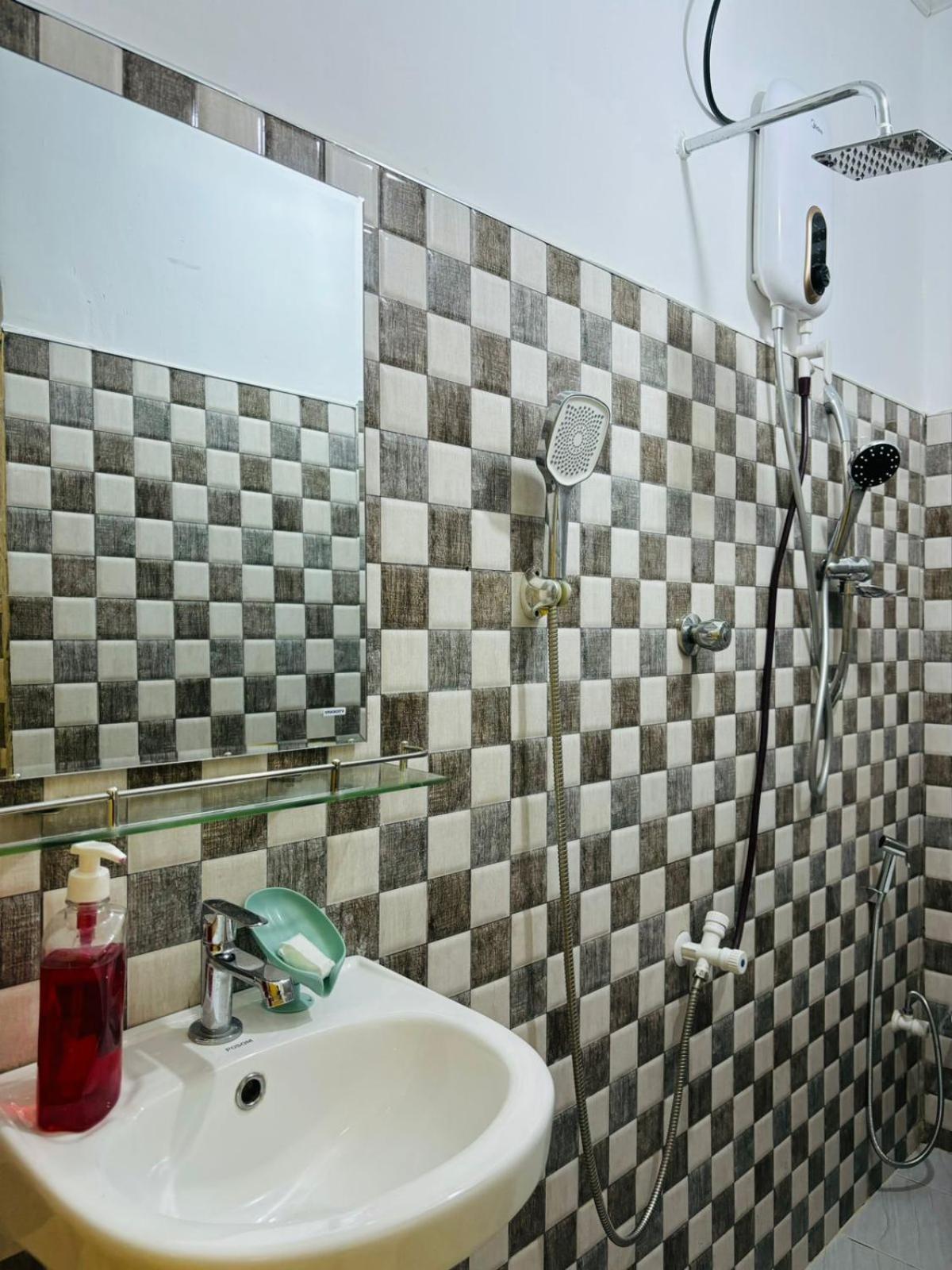 Jaya Villa - Near Airport Негомбо Экстерьер фото